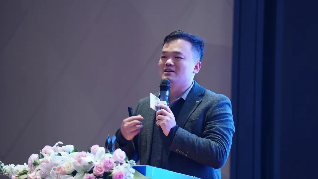 emc易倍·(中国)体育官方网站-EMC SPORTS