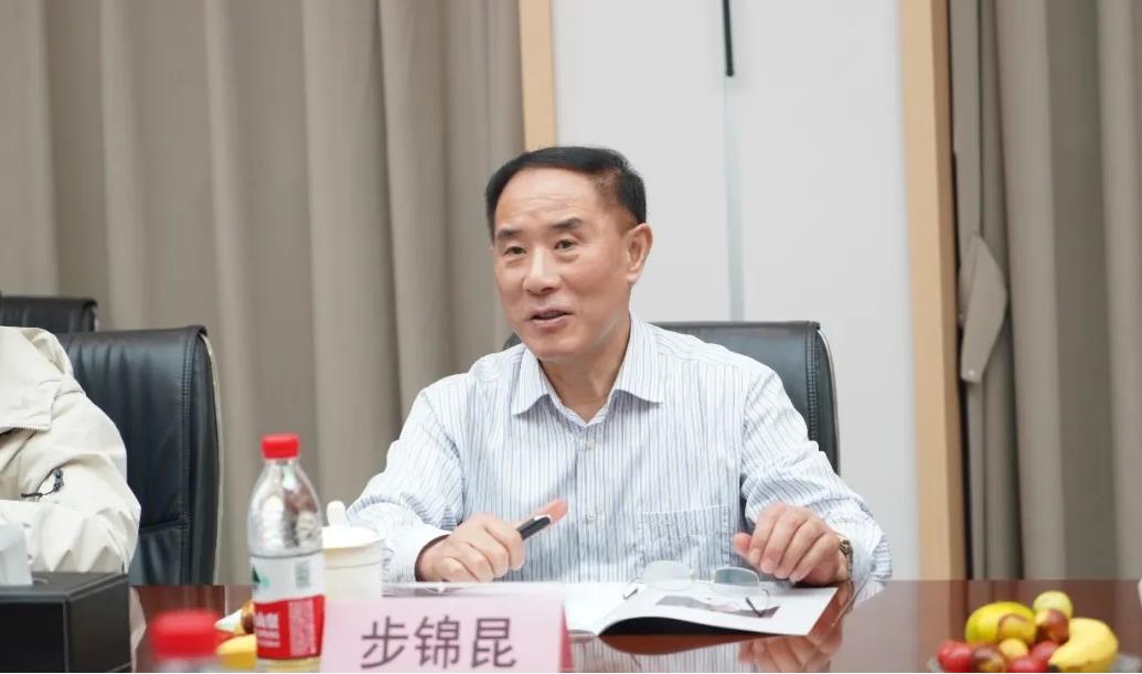 emc易倍·(中国)体育官方网站-EMC SPORTS